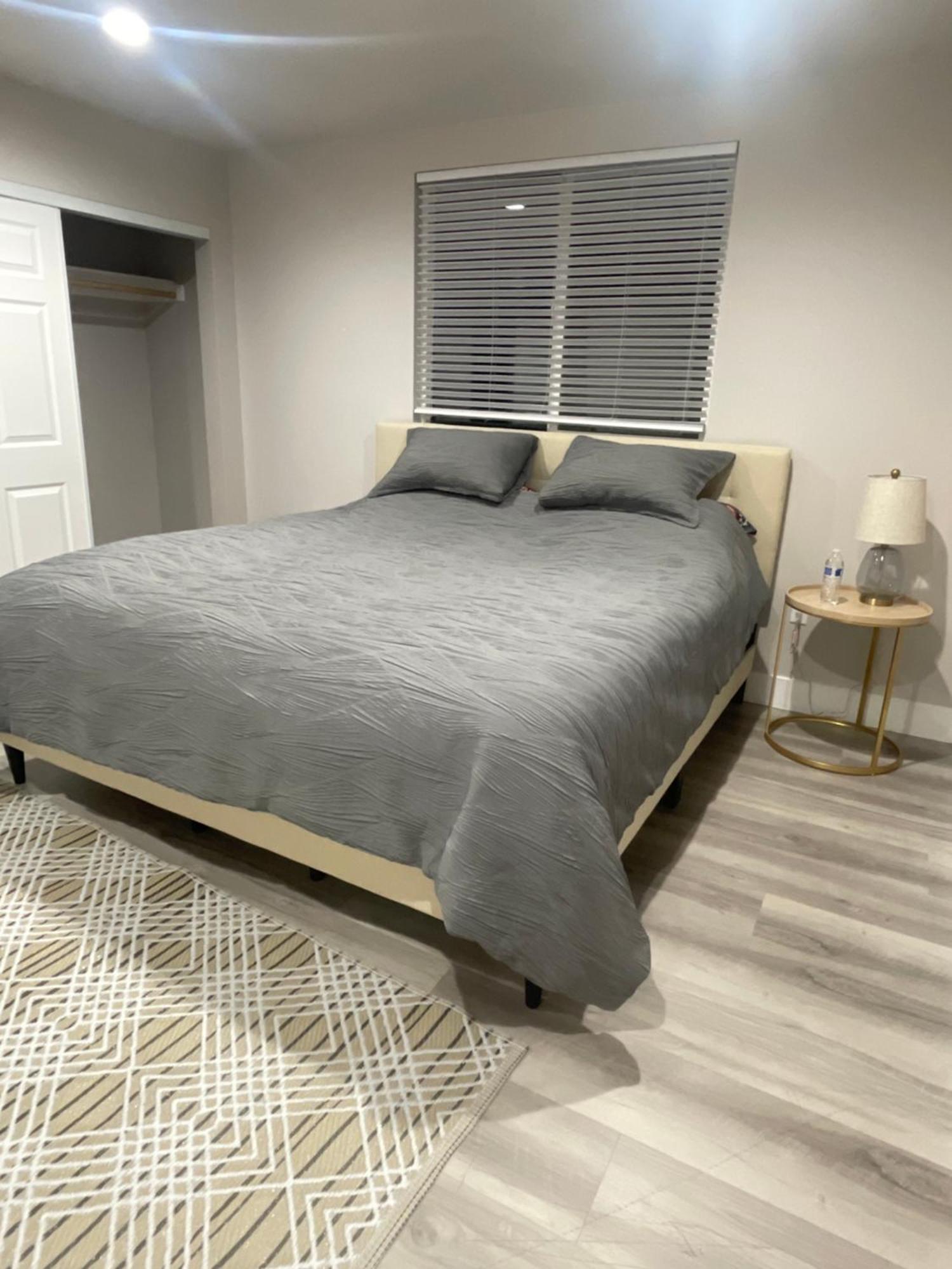 Private Room In New Appartment With Full Bath Los Ángeles Exterior foto
