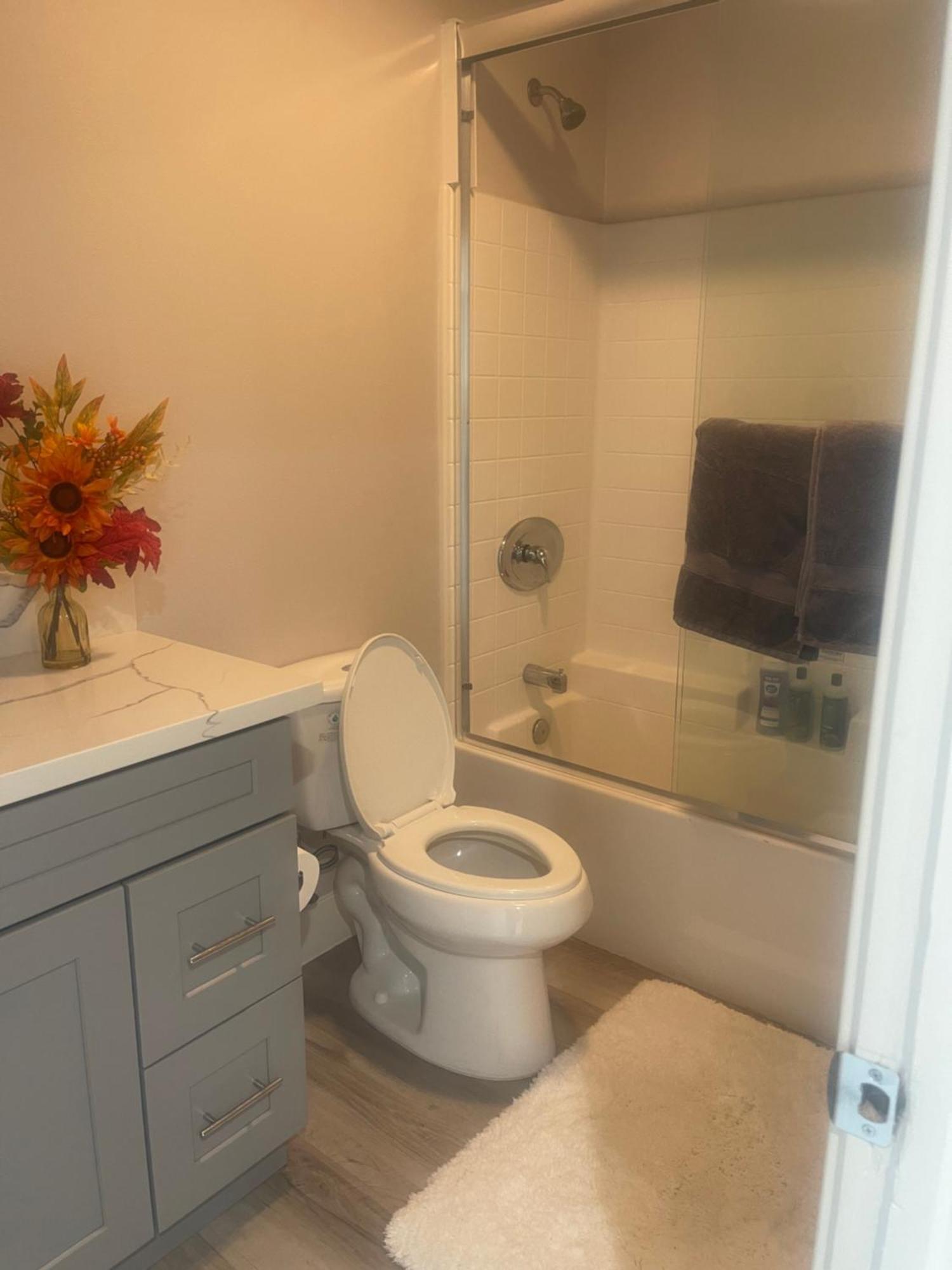 Private Room In New Appartment With Full Bath Los Ángeles Exterior foto
